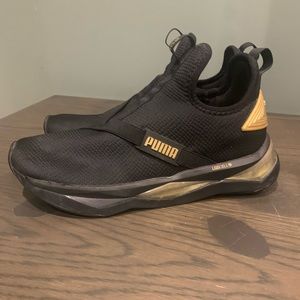 Puma LQDCELL Shatter Trainers 
Womens Black & Gold - Womens US 8 / EUR 38.5